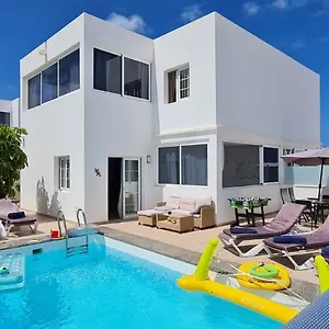 Pousadoiro Playa Blanca (Lanzarote)