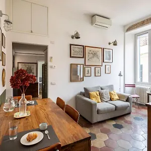  Apartment Colosseo Apartment- Heart Of Rione Monti