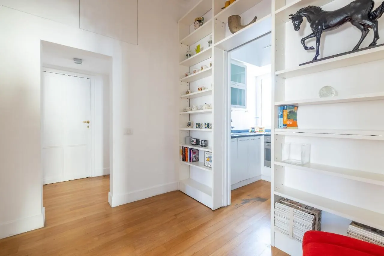 The Right Place 4U Mario De Fiori Apartment Rome