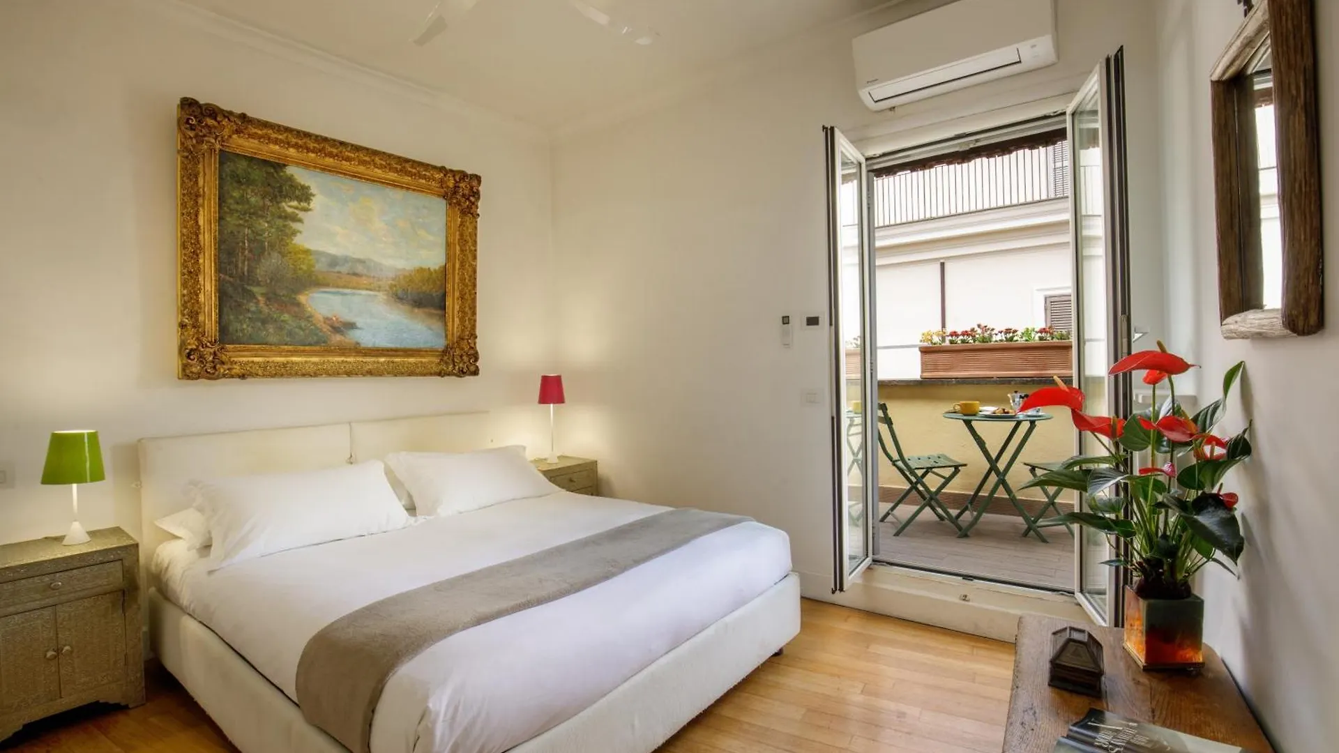 The Right Place 4U Mario De Fiori Apartment Rome 0*,  Italy